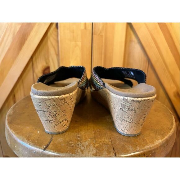 Skechers Luxe Foam Multi-Color Wedge Heel Sandals Slides Women's sz 8 - Picture 4 of 10